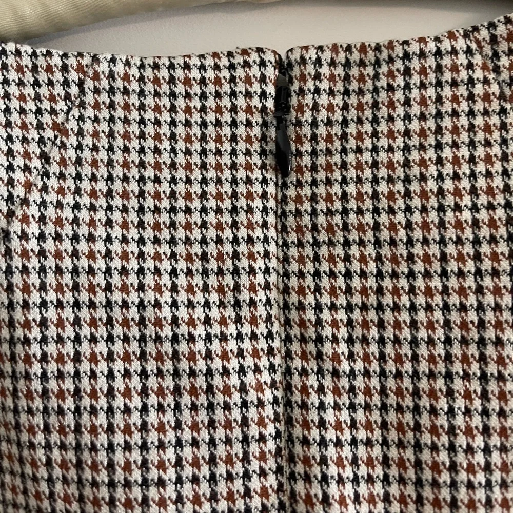 Express Dress - Picture 6 of 8